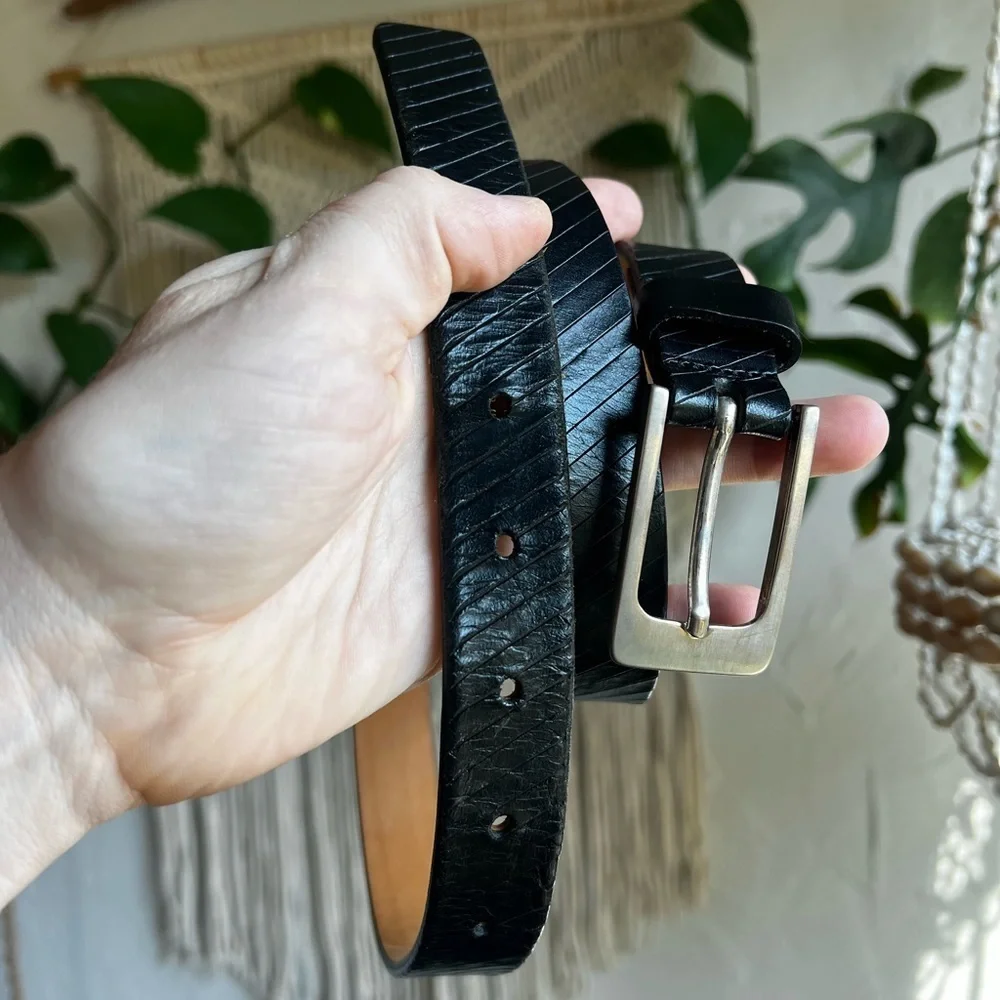 Araldi Made in Italy Black Leather Belt • Genuine Italian Leather • Men’s Size M